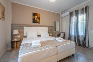 Two-Bedroom Apartment room in Planos Beach