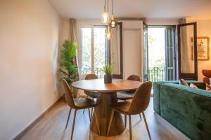 12CRC1038 - Big & Cozy 2bed Apartment in the city