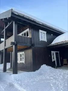 Ullsheim Grendehytte - Vevle