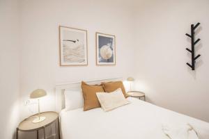 33PAR1094 - Magnific 2BR Flat in Poble Sec