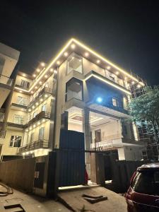 The Grand Oasis Hotel & Resort I Near India Expo Mart