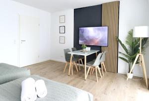 GRAzzOO 3 getrennte Zimmer 3x Smart TV