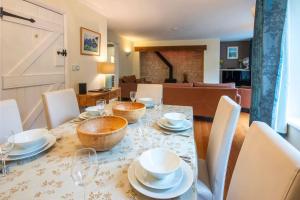 Mill Village 53, The Mallards P