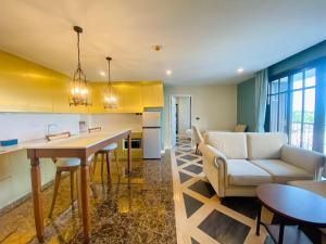 Espana Jomtien Pattaya By Thita