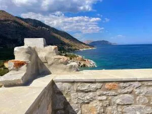 Panoramic View of Laconic Sea - Éxo Nímfion