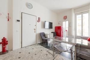 GuestHost - Porta Ticinese - Modern Apartment