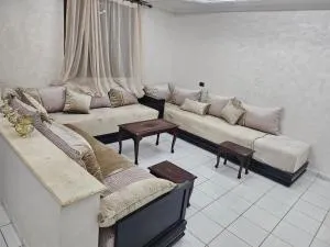 Appartement ensoleillé de 100 m2 à Mohamedia à 10 mn de la mer - Ben Yakhlef