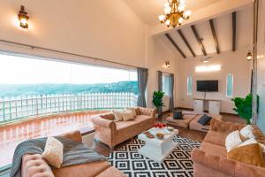 EKOSTAY Gold - White Swan Villa 6BHK