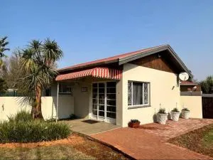 No 1 on Springfield - Winterton