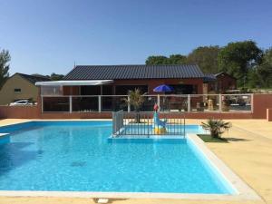 Camping 3 étoiles - Piscine - efb0gh