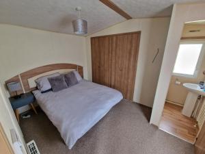 B17 Sunnymede Caravan Park, Fantasy Island, Ingoldmells