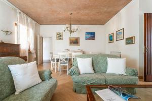 Two Bedroom Apartment and Garden View room in Hotel Sonia