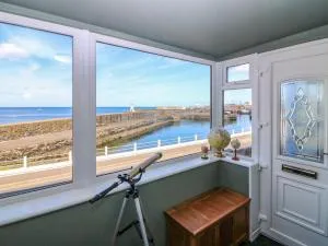 West Pier Cottage - Macduff