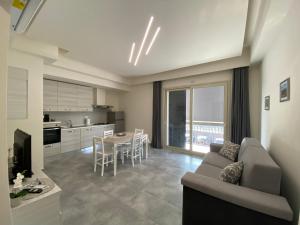 Naxos Infinity Apartments - 4hvězdičkové hotely ve městě Giardini Naxos