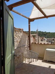 Τριώροφη οικία σε Μεσαιωνικό οικισμό