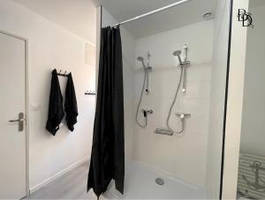 Appartements T1 Bis A3 30m2 Cosy 7min a pieds Gares appartement : photos des chambres