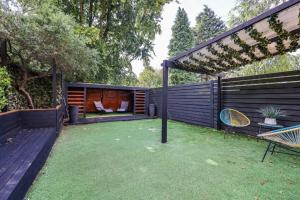 Beautiful 4 Bedroom House Sutton Coldfield Perfect for Groups Contractors Families Relocators