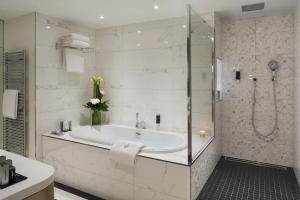 Hotels Hotel Barriere Le Normandy : photos des chambres