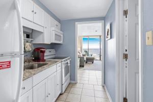 Palms Resort Unit 1004 - Oceanfront