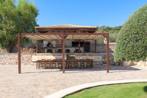 Nestor Villa, with Heated Pool & Absolute Privacy