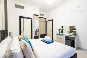 Elegant 1BR with Outdoor Cinema & Clinic