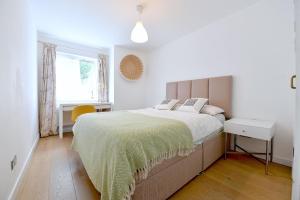 Central London 2 bedrooms apartment sleep 6 Free parking