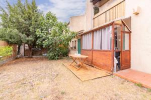 Maisons de vacances La Douce Occitane - Maison climatisee pour 6 : photos des chambres
