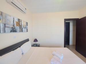 Mythical Sands - Andreas