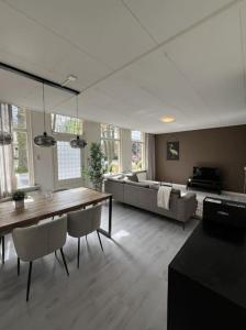 Mooi appartement in centrum dorp