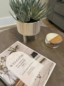 Cedar Street Retreat - Heart of Aksarben!