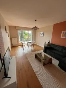 Appartement chaleureux, ensoleillé avec parking gratuit - Authie