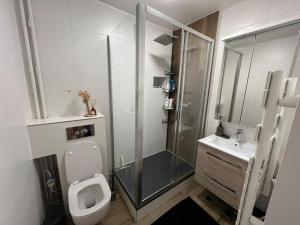 Appartements Appartement chaleureux, ensoleille avec parking gratuit : photos des chambres