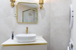 Apartamento moderno céntrico con AC y Luz natural