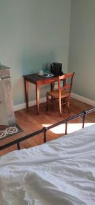 B&B / Chambres d'hotes Chateau Monichot Organic Vineyard : photos des chambres