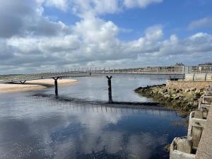 Modern One Bedroom Apartment