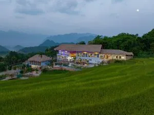 Pu Luong Madame Dung Resort & Spa - Làng Chiêu