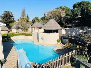 Banana Beach Club Unit A2 - Umzumbe