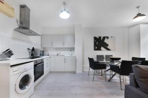 2 Bed Apartment- Finsbury Park Station B