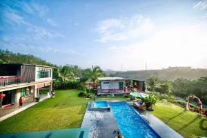 U House Exclusive Retreat in Alor Gajah - Kampong Ayer Resam