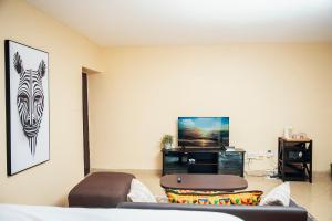 Private, spacious studio apartment