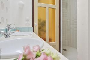 AMICAL-Marseille-Coeur de ville Balcon