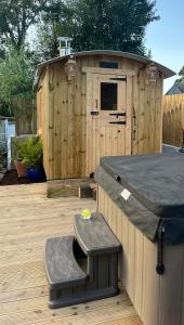 Little Dolwen - Sioned