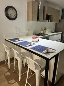 LUX RENTALS - Cedritos