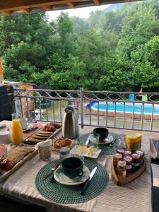 Villas Grande maison dans les Pyrenees : photos des chambres