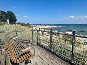 FeWo Traumblick - Küstenklang erste Reihe mit TRAUM Meerblick aus dem Bett