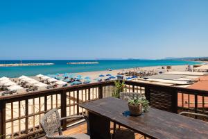 Ekati Seaside Living