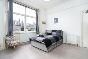Cosy fully equipped Studio 2, close to University
