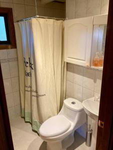 Cabaña entre árboles