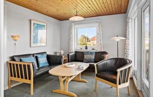 Nice Home In Thisted With Kitchen