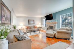 5 Mi to ASU! Family Getaway with Patio and Fire Pit